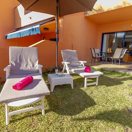 Duplex With Free Wifi And Private Garden