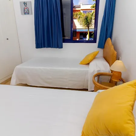 Duplex With Free Wifi And Private Garden Feriehus