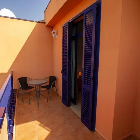 Feriehus Duplex With Free Wifi And Private Garden Meloneras