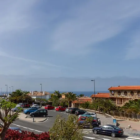 Duplex With Free Wifi And Private Garden Holiday home