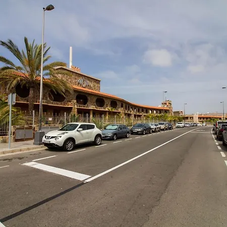 Duplex With Free Wifi And Private Garden Feriehus